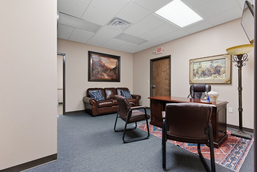 More Photos Of 142 Hampton Ct, Commerce Rehabilitation Center For Sale