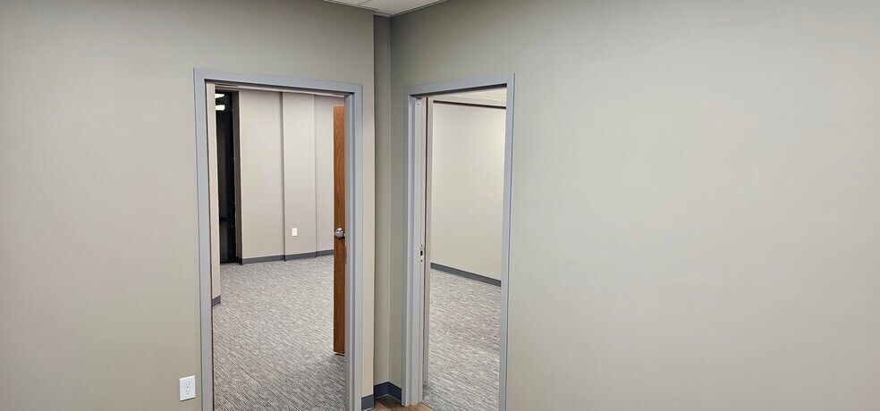 More Photos Of 4880 Library Rd, Bethel Park Medical For Lease