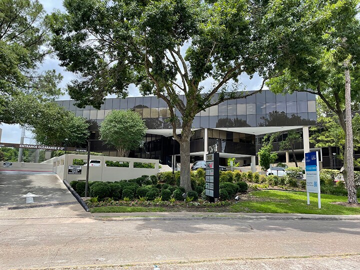 More Photos Of 7670 Woodway Dr, Houston Office For Lease