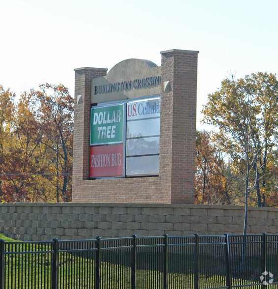 More Photos Of 1901 S Milwaukee Ave, Burlington Unknown For Lease