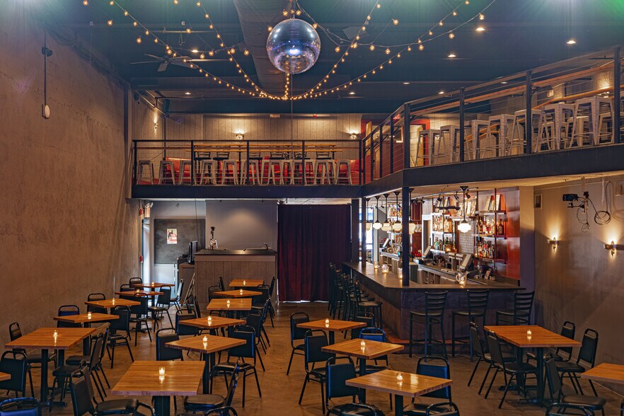 More Photos Of 743 Haywood Rd, Asheville Restaurant For Sale