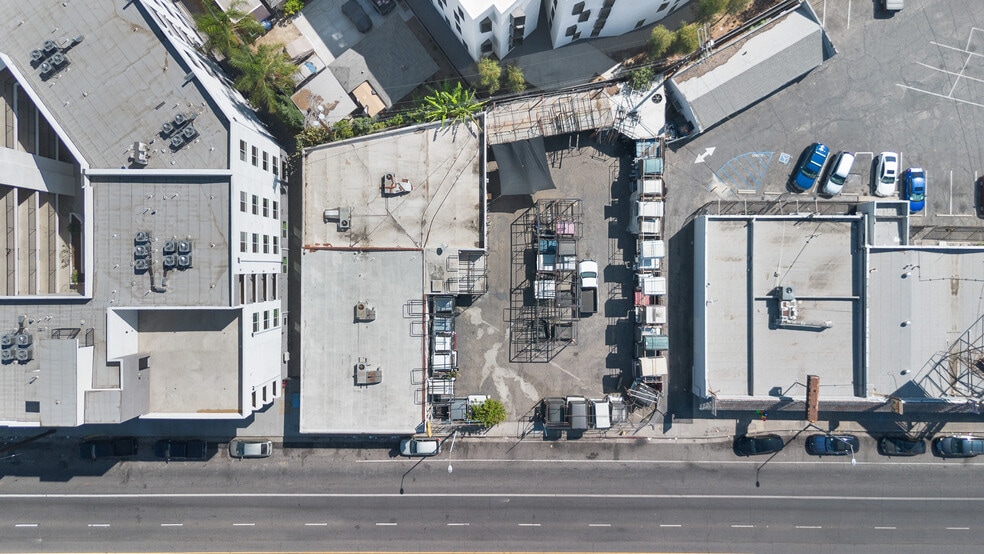 More Photos Of 8744 Sepulveda Blvd, North Hills General Retail For Sale