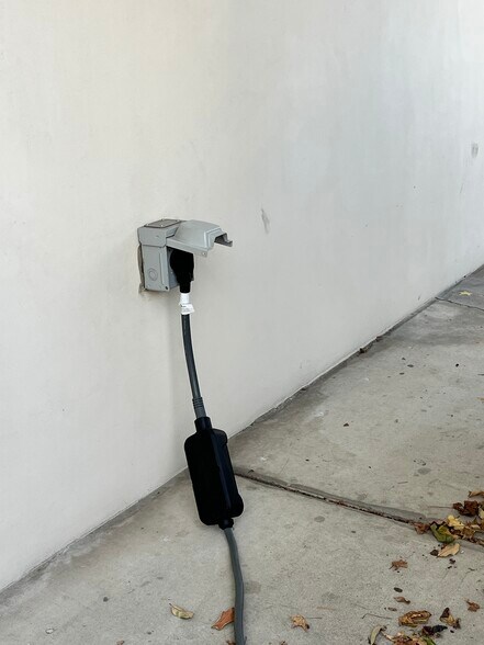 More Photos Of 36 S Kinneloa Ave, Pasadena Office For Lease