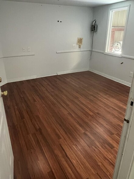 More Photos Of 4540 Arville St, Las Vegas Unknown For Lease