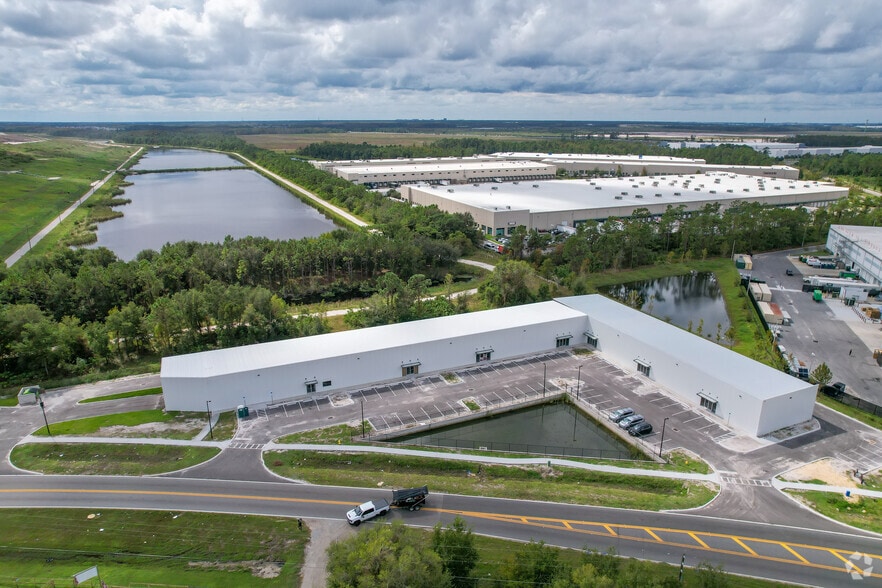 More Photos Of 5722 Young Pine Rd, Orlando Light Distribution For Lease