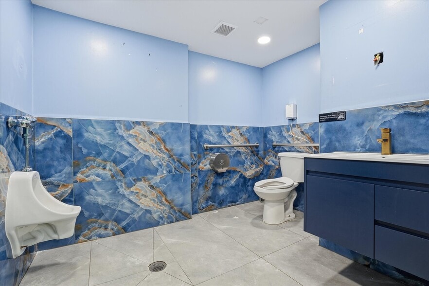 More Photos Of 45 NW 22nd Ave, Miami Restaurant For Sale