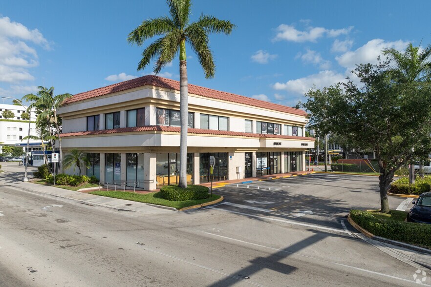 Primary Photo Of 701 SE 17th St, Fort Lauderdale Unknown For Lease