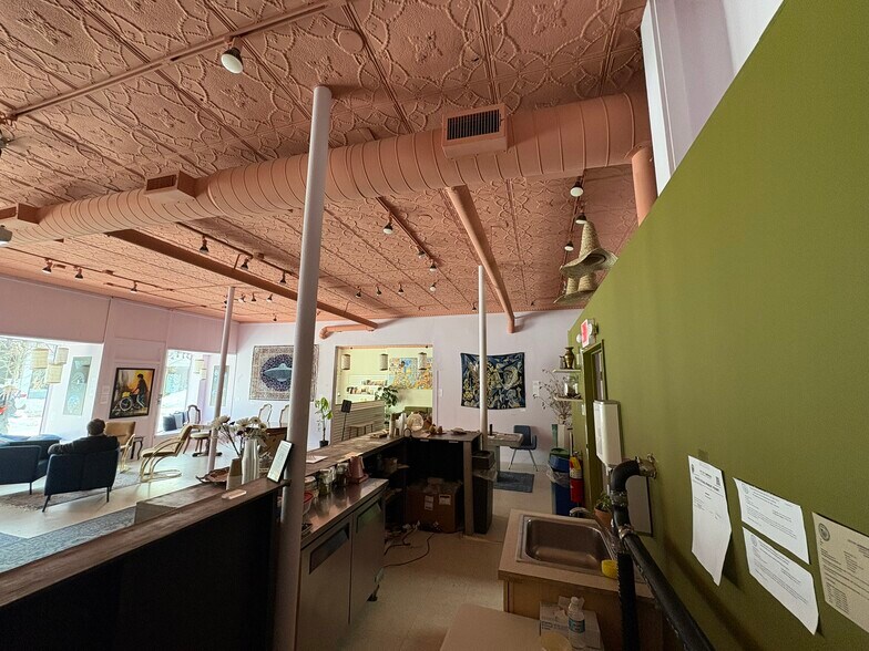 More Photos Of 361 Huron Ave, Cambridge Storefront For Sale