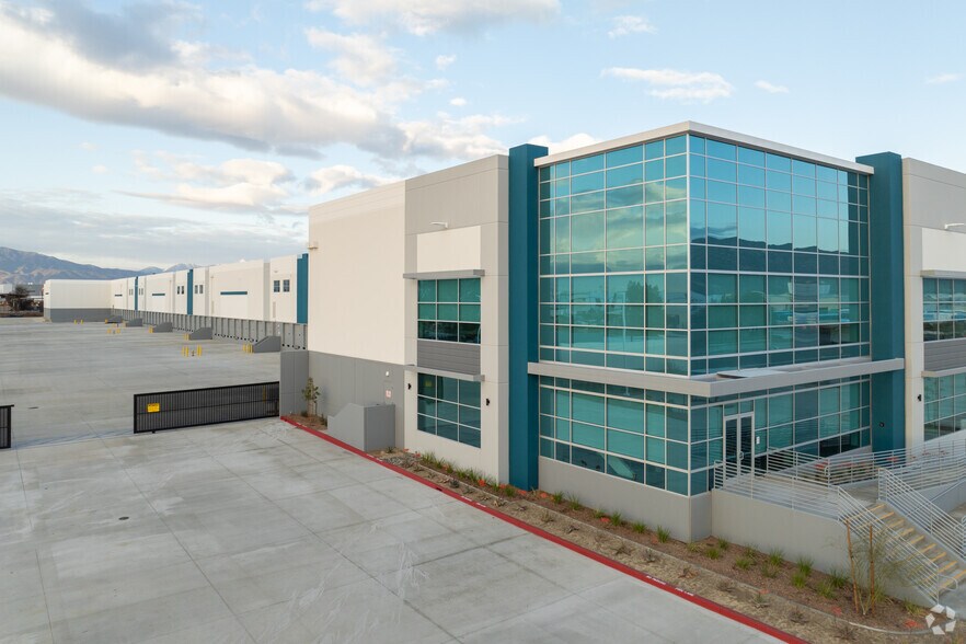 Primary Photo Of 14874 Santa Ana Ave, Fontana Distribution For Lease