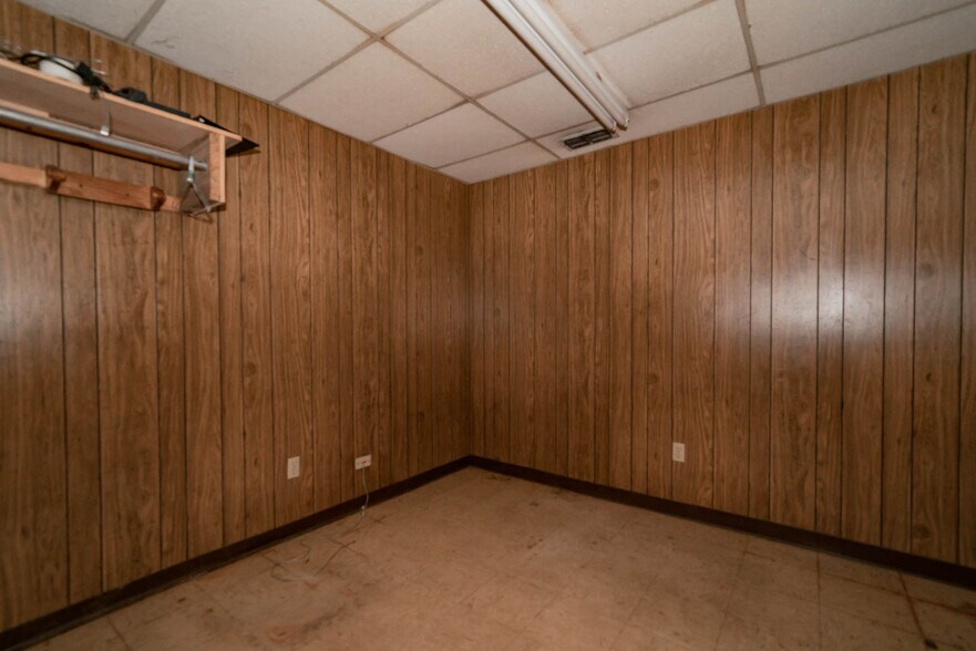 More Photos Of 717 E Loop 281, Longview Industrial For Lease