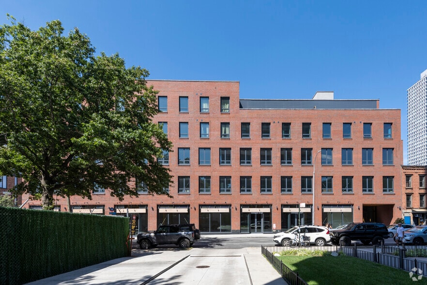 More Photos Of 360 Wythe Ave, Brooklyn Apartments For Lease