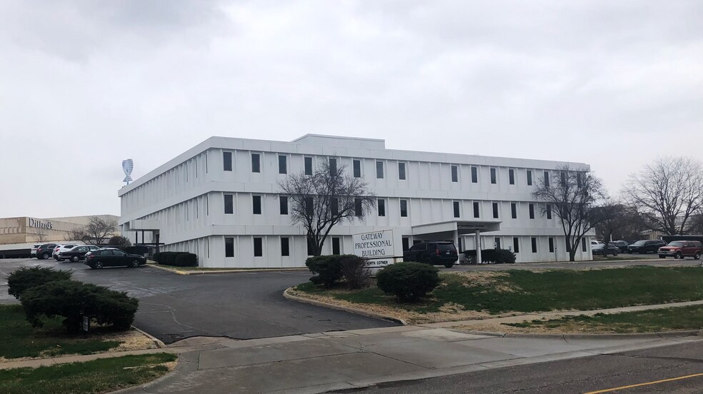 Primary Photo Of 600 N Cotner Blvd, Lincoln Office For Sale