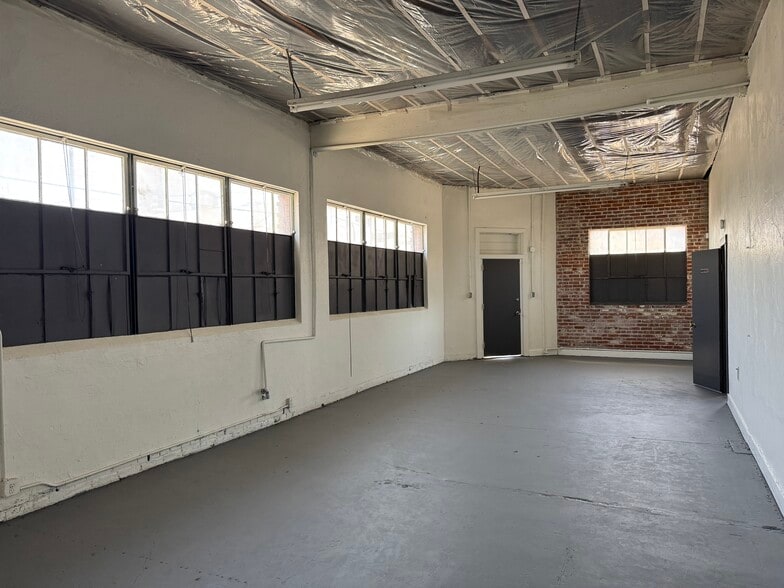 More Photos Of 2266 E 38th St, Vernon Warehouse For Lease