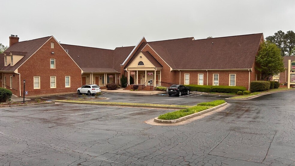 More Photos Of 1867 Independence Sq, Dunwoody Office For Lease