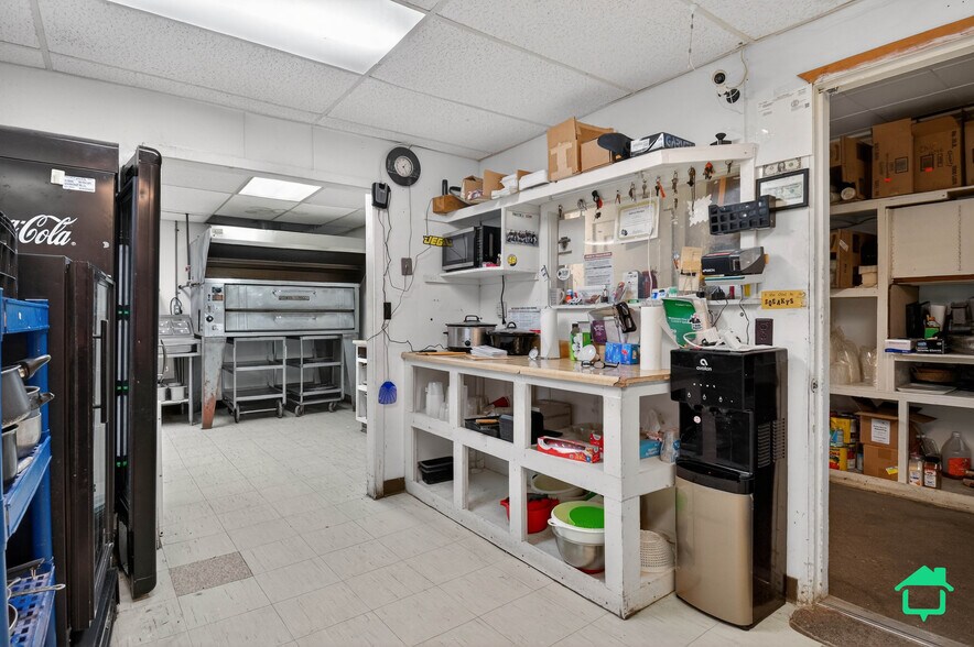 More Photos Of 12763 Ostrander Rd, Maybee Supermarket For Sale