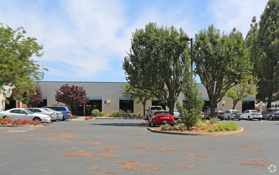 More Photos Of 4749 Bennett Dr, Livermore Research And Development For Sale