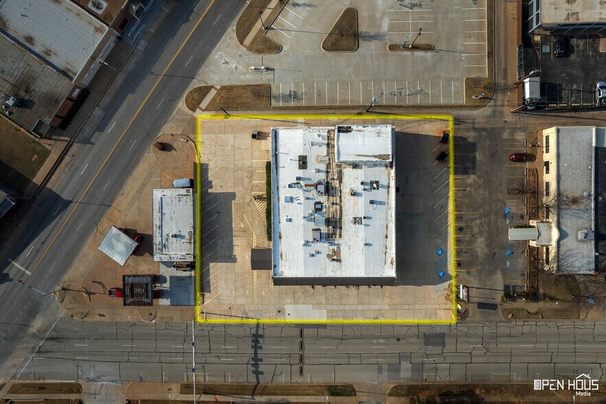 More Photos Of 1612 9th St, Wichita Falls Storefront Retail Office For Sale