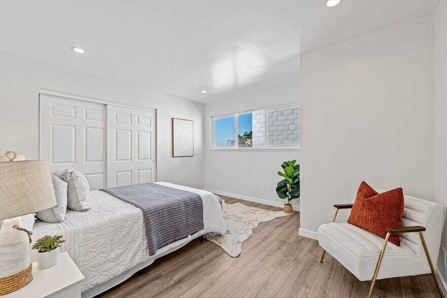 More Photos Of 4606 Cabrillo St, San Francisco Apartments For Sale