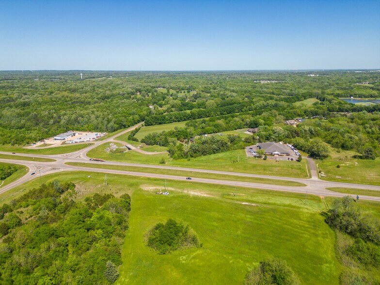 More Photos Of Highway 25 Bypass 333.77 Acres, Starkville Land For Sale
