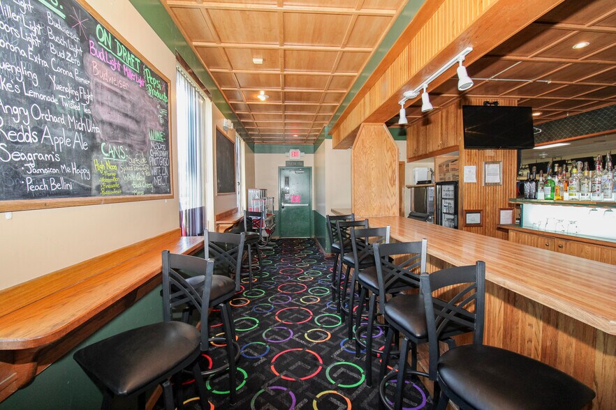 More Photos Of 125 Main St, Huron Bowling Alley For Sale