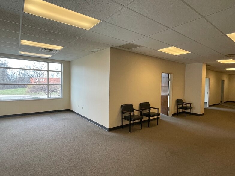 More Photos Of 400 Gargrave Rd, Dayton Warehouse For Sale