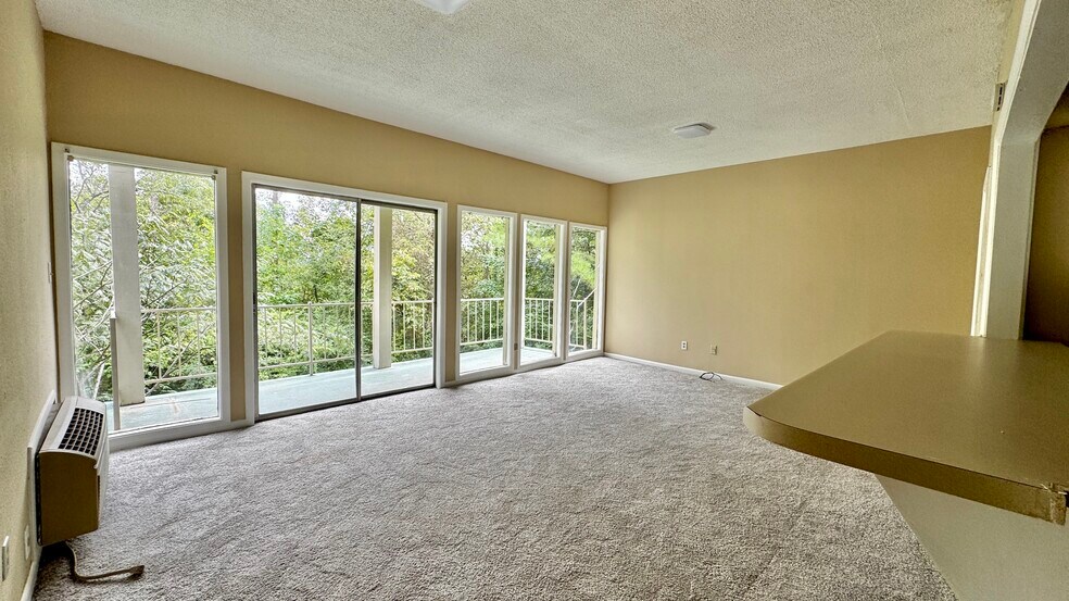 More Photos Of 6270 Aquarius Dr, Alpine Apartments For Sale