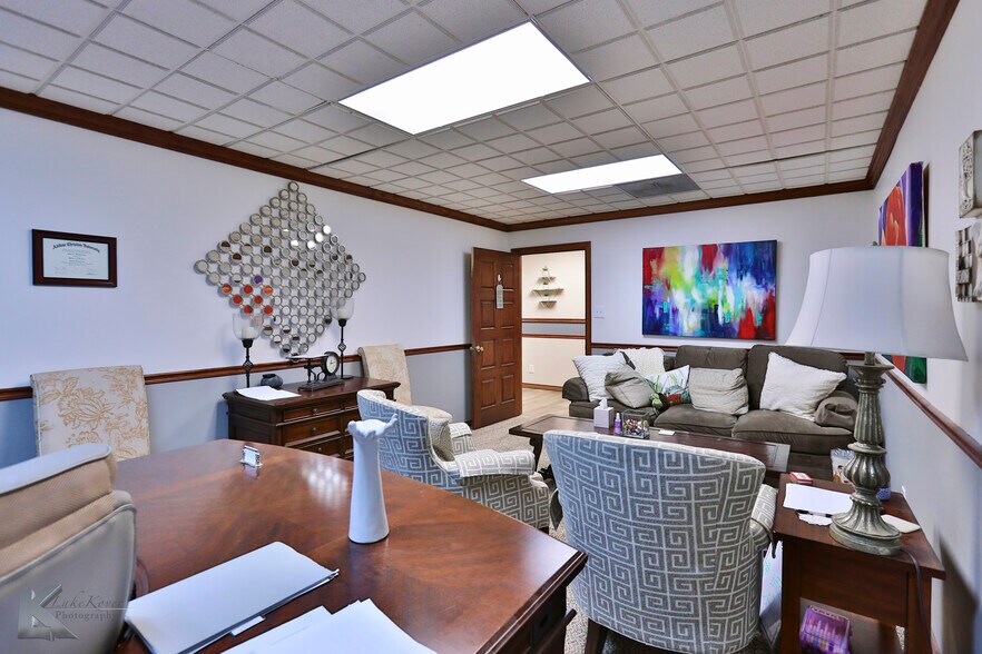 More Photos Of 318 Cedar St, Abilene Storefront Retail Office For Sale