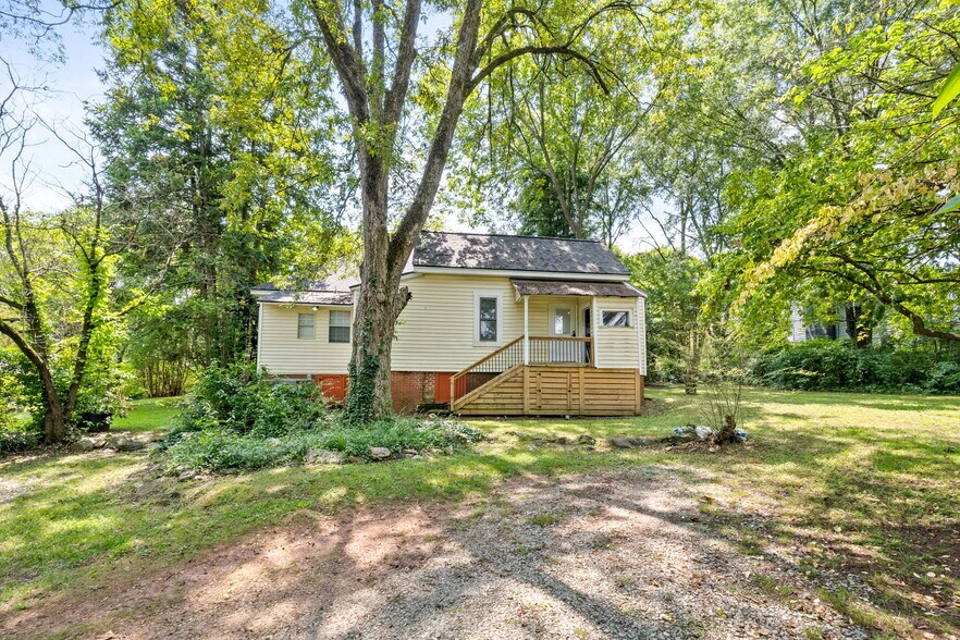 More Photos Of 171 Jackson St, Zebulon Flex For Sale