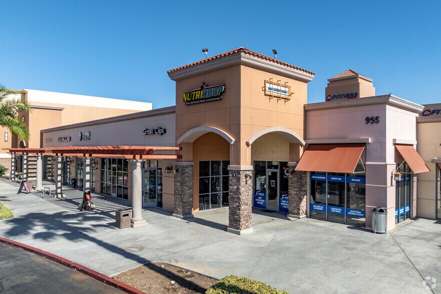 Primary Photo Of 955-965 E Birch St, Brea Storefront For Lease