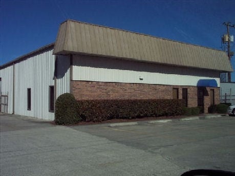 Primary Photo Of 5572 Export Blvd, Garden City Warehouse For Lease