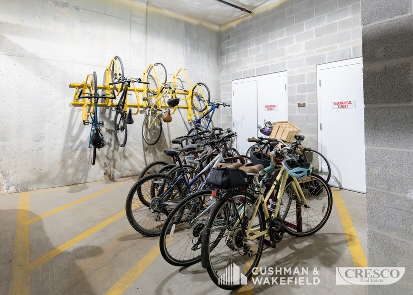 More Photos Of 12308 Mayfield Rd, Cleveland Apartments For Sale