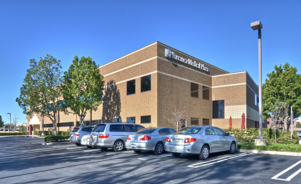 More Photos Of 62 Corporate Park, Irvine Medical For Lease