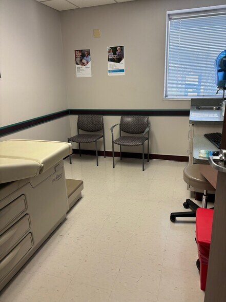 More Photos Of 100 Schuylkill Medical Plz, Pottsville Medical For Sale
