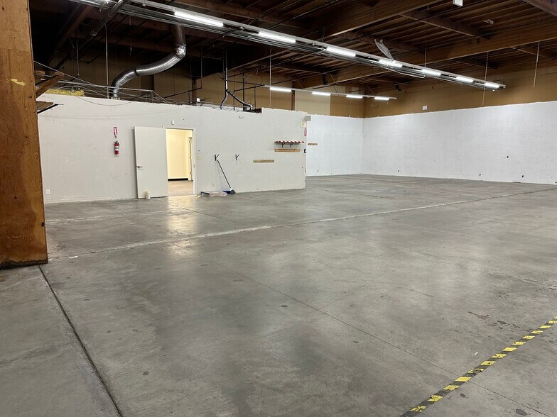 More Photos Of 250-278 Michele Ct, South San Francisco Warehouse For Lease