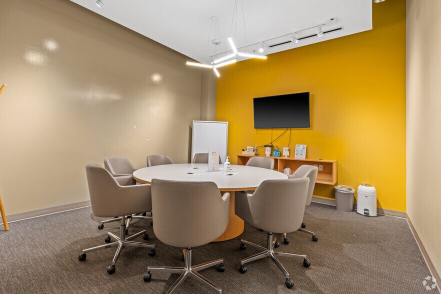 More Photos Of 3031 Tisch Way, San Jose Coworking Space