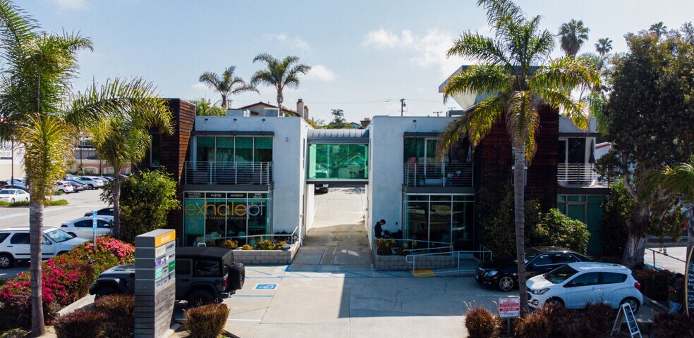 More Photos Of 326 S Pacific Coast Hwy, Redondo Beach Coworking Space