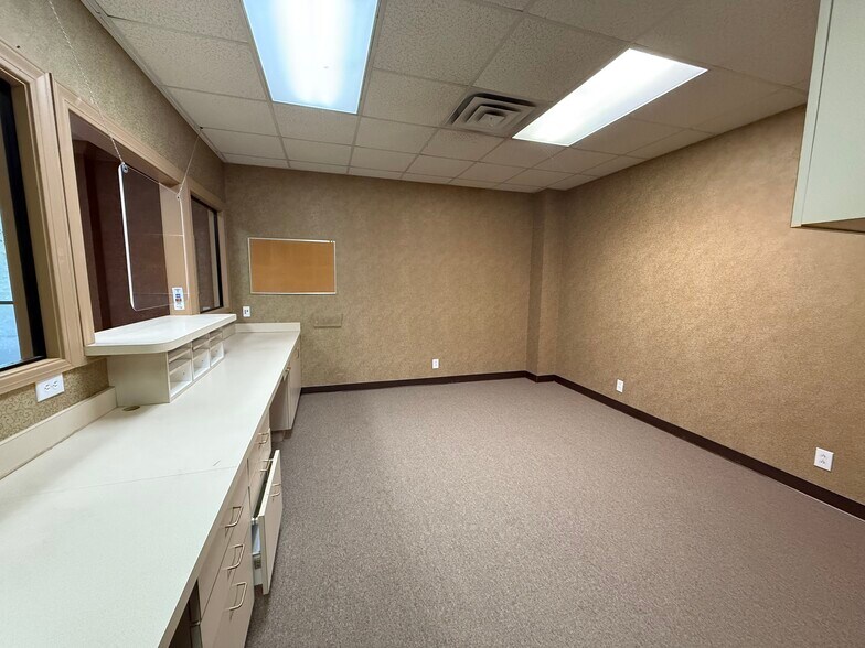 More Photos Of 1001-1045 N Highland Ave, Murfreesboro Medical For Sale