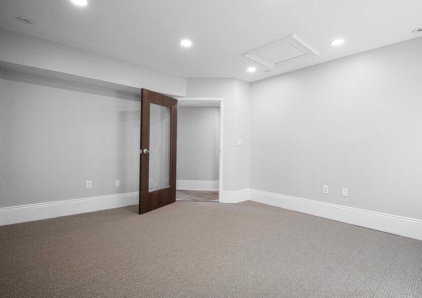More Photos Of 20 Office St, Bel Air Office Residential For Lease