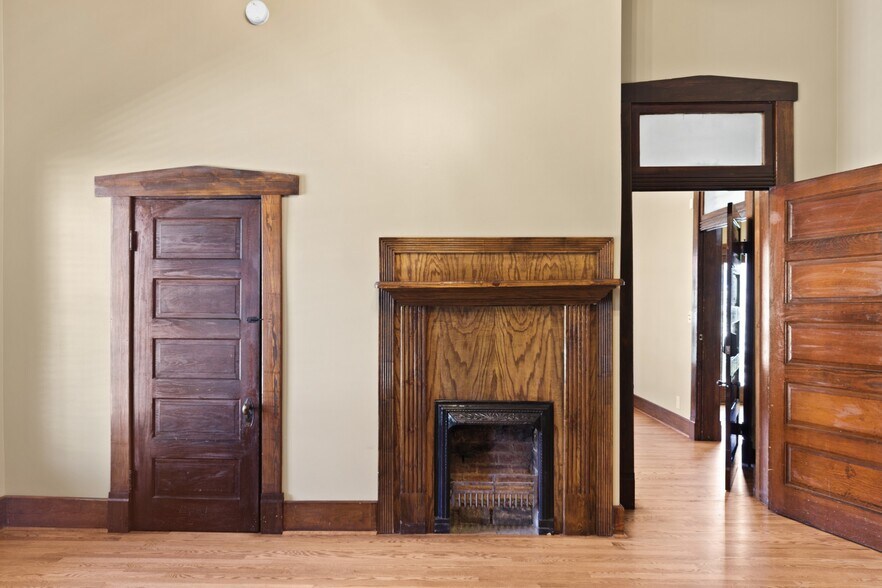 More Photos Of 308 N Main St, Ashland City Office For Sale