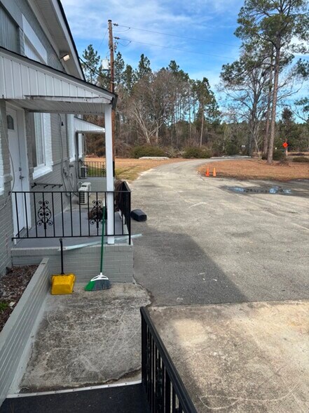 More Photos Of 12133 Henry St, Claxton Specialty For Sale