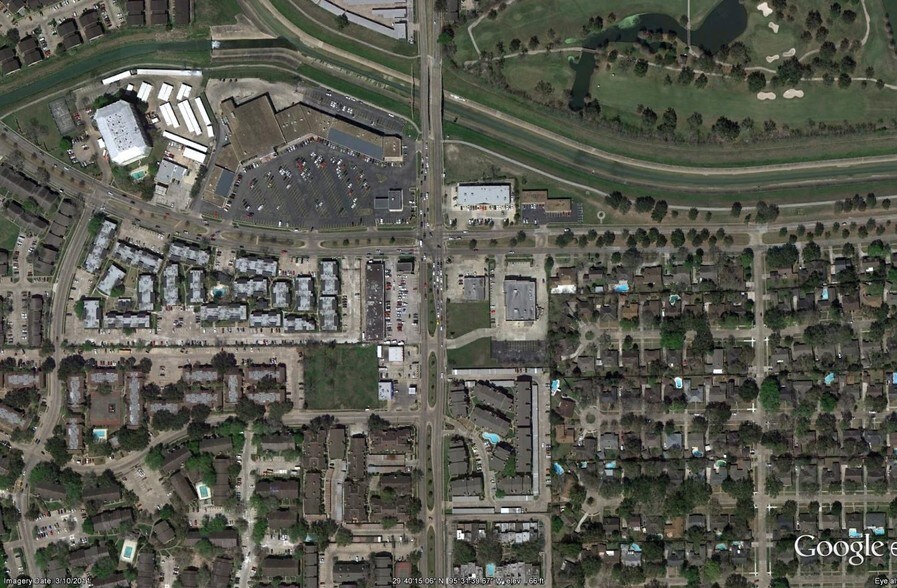 More Photos Of 10090 S Gessner, Houston General Retail For Sale