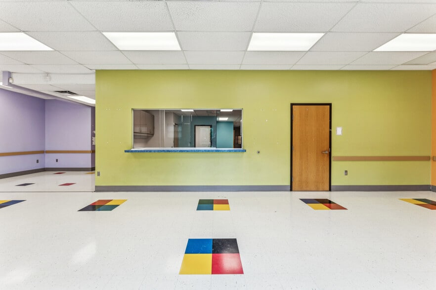 More Photos Of 1090 9th Ave SW, Bessemer Medical For Sale