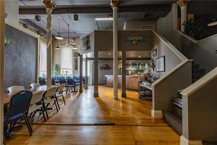 More Photos Of 224 N 4th St, Saint Joseph Office For Lease