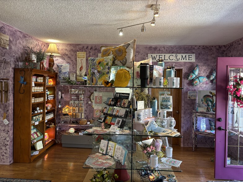 More Photos Of 203 S Main St, Crystal Storefront For Sale