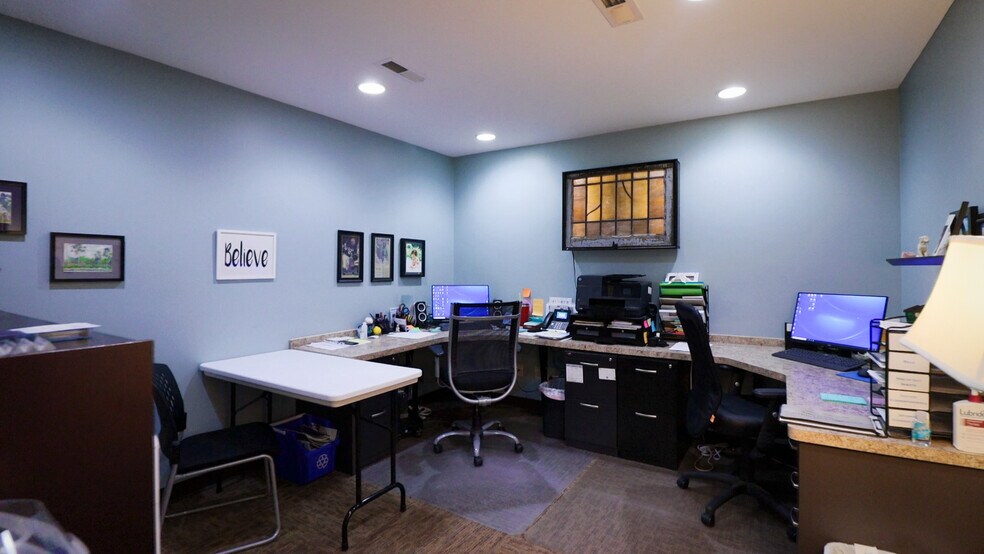 More Photos Of 431 Johnston St SE, Decatur Medical For Lease