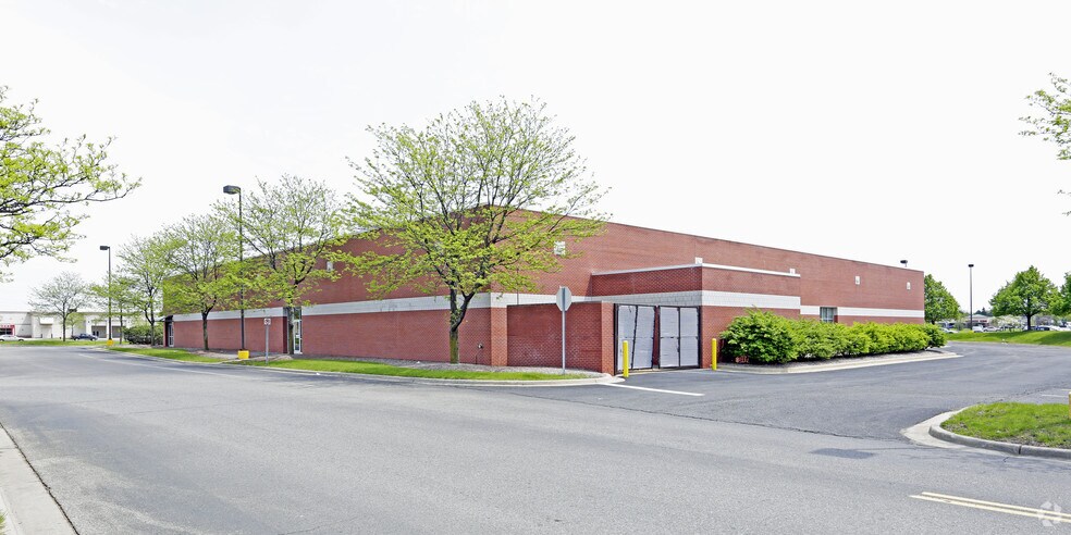 More Photos Of 45290 Utica Park Blvd, Utica Freestanding For Sale