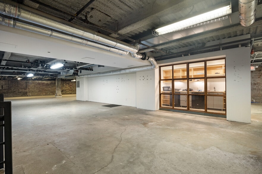 More Photos Of 37 Bridge St, Brooklyn Apartments For Sale