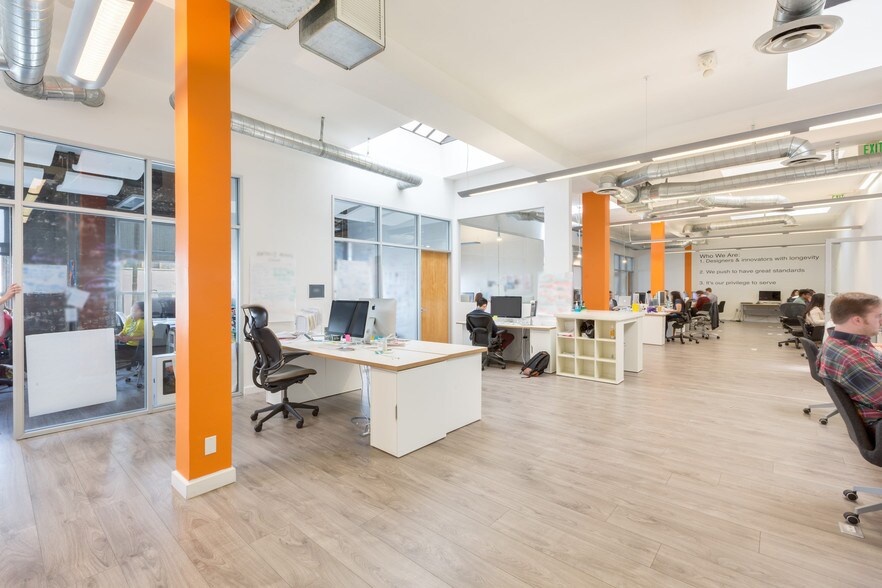 More Photos Of 8800 Wilshire Blvd, Beverly Hills Office For Lease