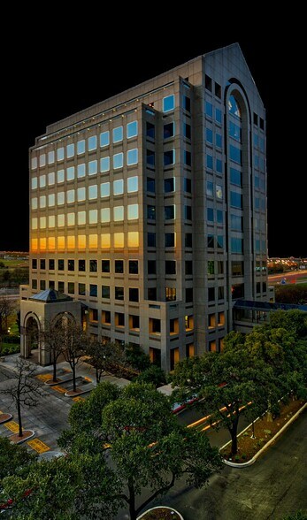 More Photos Of 155 Concord Pl, San Antonio Unknown For Lease