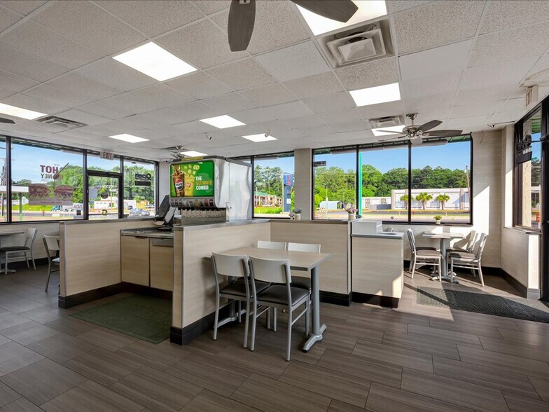 More Photos Of 3415 South St, Nacogdoches Fast Food For Sale